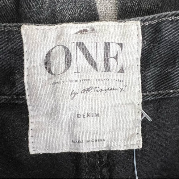 One Teaspoon Distressed Denim Skirt - Picture 8 of 11